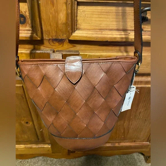 VNTG Etra Vegan Leather Woven purse bag chic boho hippy vibes - Picture 14 of 16